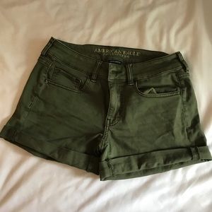 green shorts!